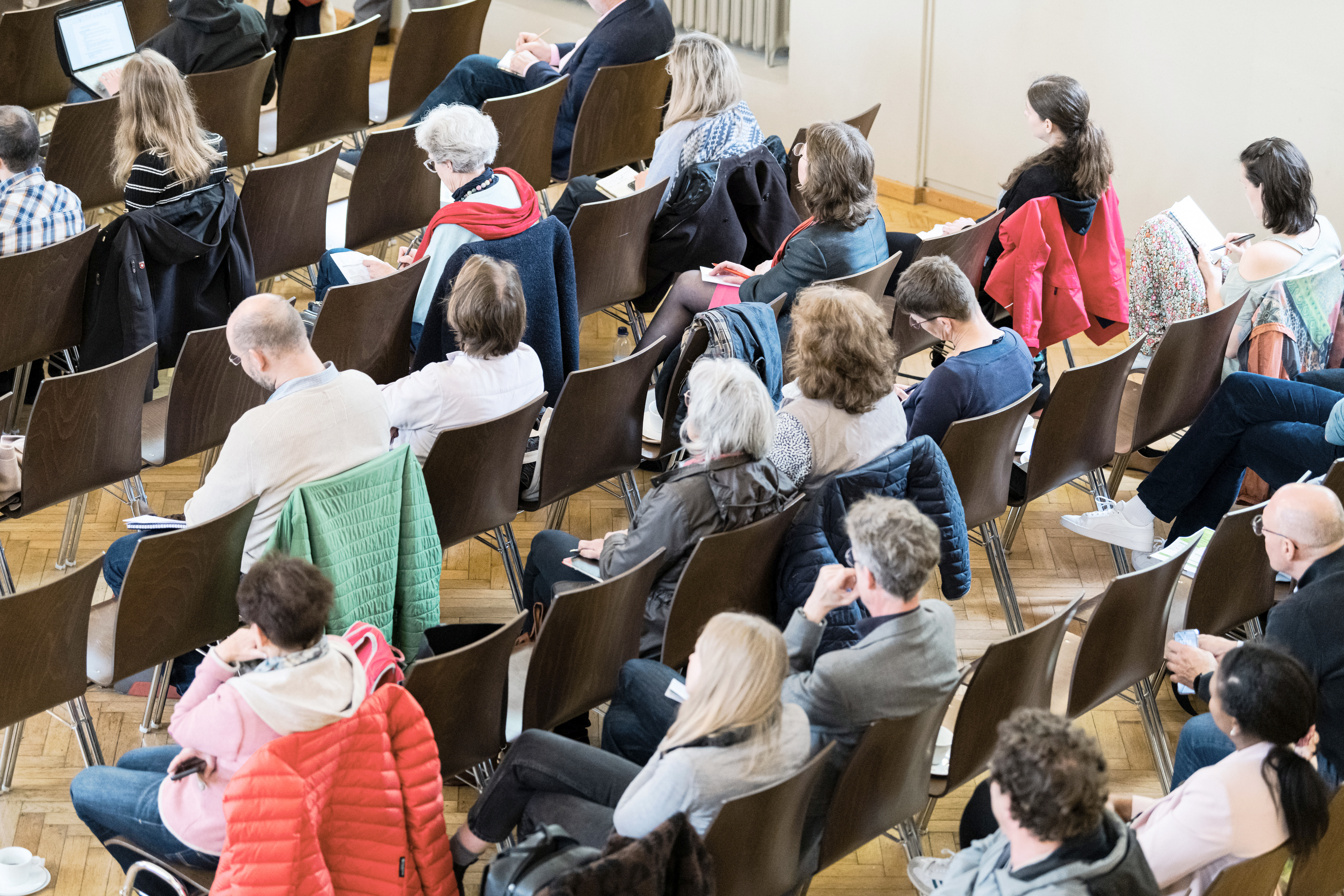 Publikumsansicht einer DGS-Tagung.